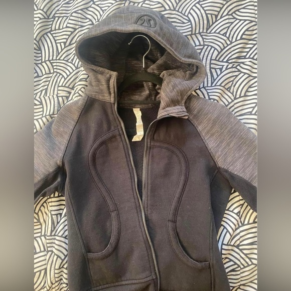 Lululemon Scuba Full Zip Size 4 - Picture 2 of 4